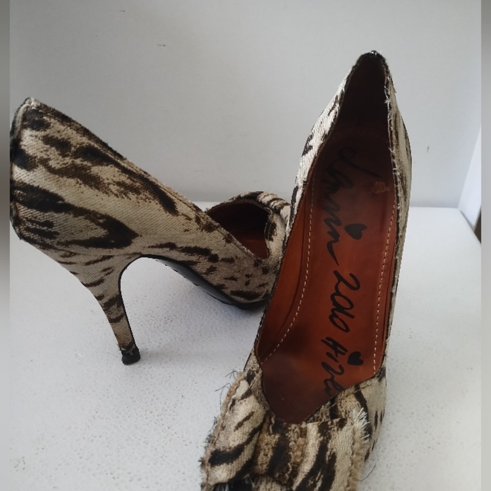 LANVIN ANIMAL PRINT PUMP'S WITH BOW - Picture 2 of 9